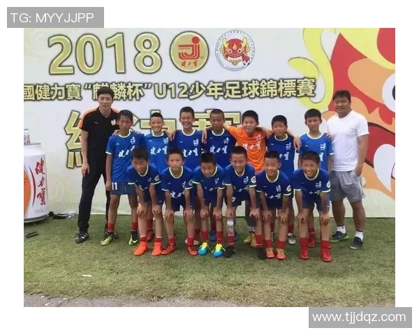 足球明星们的父亲们背后的故事与他们的成长历程