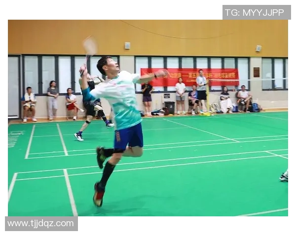 成都羽毛球队在杯赛中的技术表现分析与亮点总结 成都羽毛球队在杯赛中的技术表现分析与亮点总结