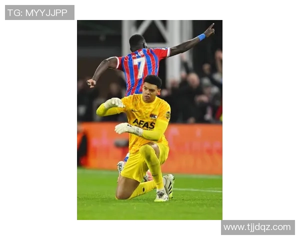 最佳足球明星射门比赛精彩瞬间回顾与技术分析 最佳足球明星射门比赛精彩瞬间回顾与技术分析