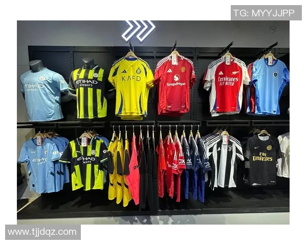 澳门足球明星球衣的魅力与风采探秘,展现足球文化的独特魅力与激情 澳门足球明星球衣的魅力与风采探秘,展现足球文化的独特魅力与激情