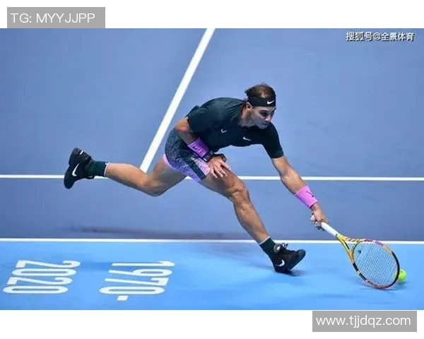 重庆网球队以74分稳居总决赛积分榜首位争夺冠军的关键时刻 重庆网球队以74分稳居总决赛积分榜首位争夺冠军的关键时刻